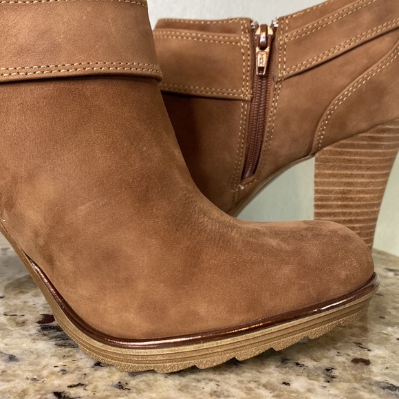 Sofft Willa Buckled Burnished Leather Stacked Heel Bootie-Twine Tan-Women’s 8M - Picture 11 of 16